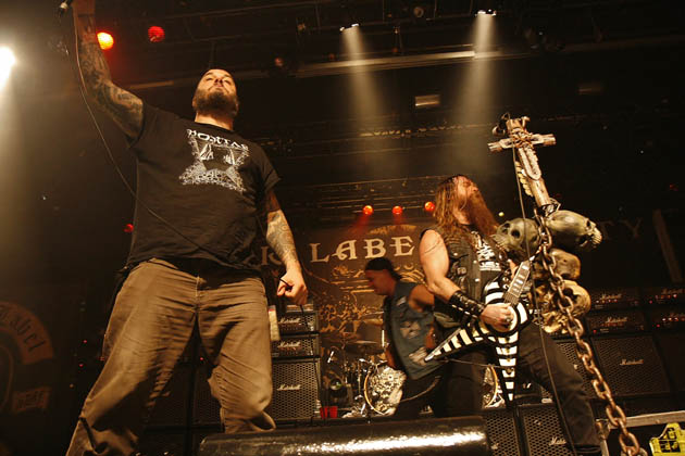 Phil-Anselmo-With-Black-Label-Society-3